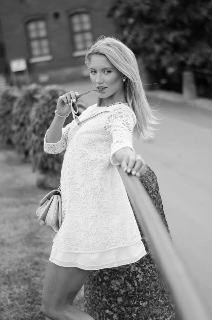 Malin vit Zara klänning-19